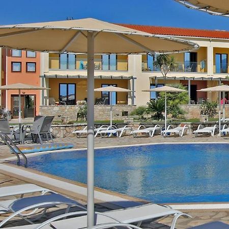 Oasis By The Sea Aparthotel Chiliadou  Exterior foto