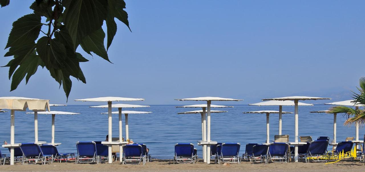 Oasis By The Sea Aparthotel Chiliadou  Exterior foto
