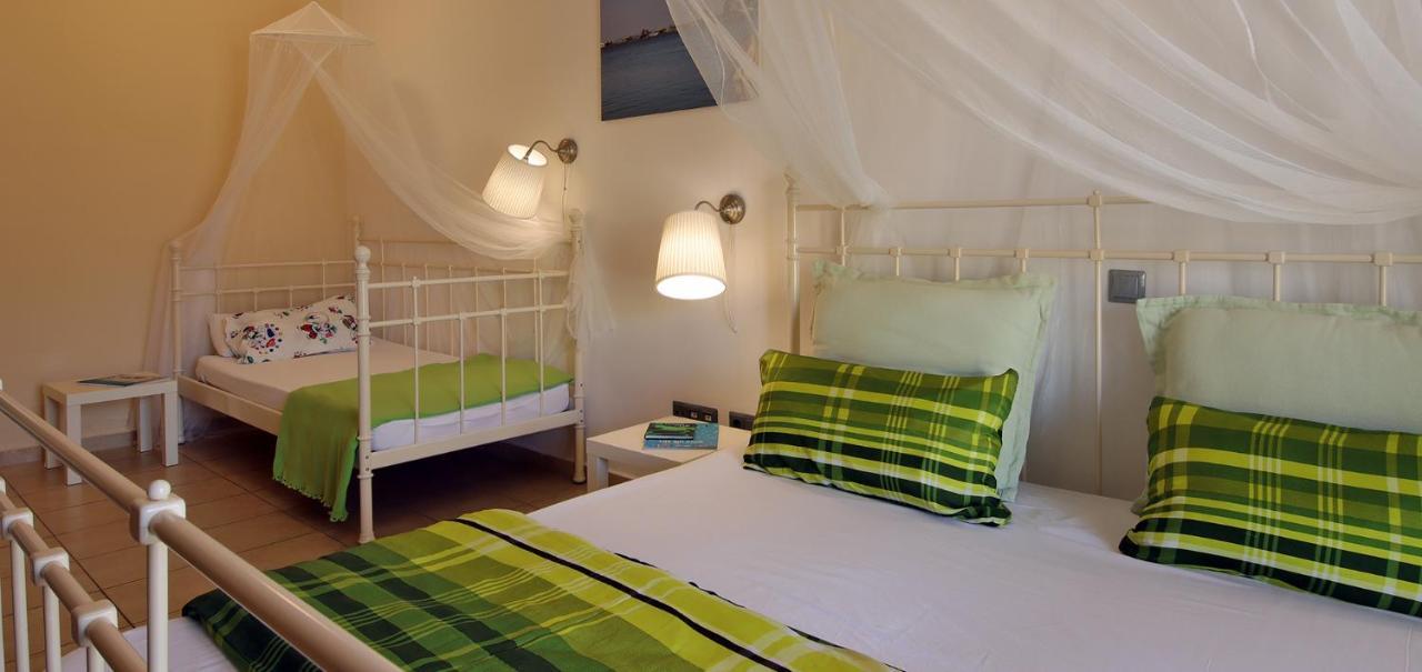 Oasis By The Sea Aparthotel Chiliadou  Exterior foto
